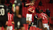 Selebrasi gol Edinson Cavani
