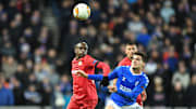 Bereitete im Hinspiel einen Treffer vor: Moussa Diaby (l.)