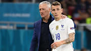 La détresse de Lucas Digne après sa blessure. 