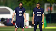 Karim Benzema et Kylian Mbappé à Clairefontaine. 