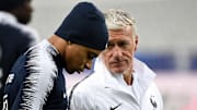 Deschamps protège Mbappé des critiques