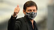 Paris St. Germains Sportdirektor Leonardo stellte sich am Dienstag den Fragen der Fans