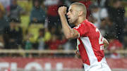 Arrivé en Europe en 2013, Slimani n'a remporté qu'une Coupe du Portugal (avec le Sporting Lisbonne en 2015). À l'OL, il jouerait le titre en L1.