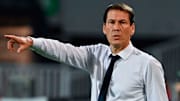 Malgré le statut de leader de Lyon, Garcia refuse de s'emballer pour le titre