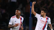 Lucas Paqueta et Jérôme Boateng face au Paris Saint-Germain. 