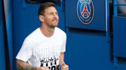 Com a proximidade do primeiro jogo de Messi no PSG, relembramos nove das estreias mais aguardadas do futebol