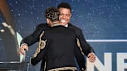 Ronaldo a rendu hommage à Neymar qui a battu son record de buts