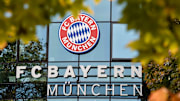 Der vom FC Bayern entlassene Nachwuchstrainer klagt gegen die Kündigung