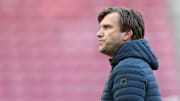 Krösche nimmt zwei Bekannte zur Eintracht mit