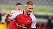 FBL-GER-BUNDESLIGA-FREIBURG-DORTMUND