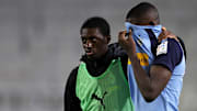Mamadou Doucoure (l.) fällt erneut aus