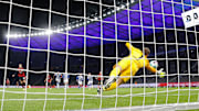 Nach der Niederlage gegen Eintracht Frankfurt war Hertha-Keeper Alexander Schwolow angefressen