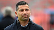 Dimitrios Grammozis scheint auf Schalke bereits die nächste Saison zu planen