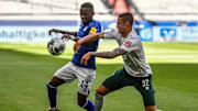 Am Samstag könnten Rabbi Matondo und Marco Friedl wieder aufeinandertreffen