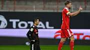 Auch Robert Lewandowski hatte gegen den Innenverteidiger Friedrich einen schweren stand