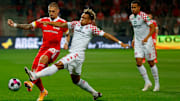 Pierre Kunde (m.) und Robin Quaison (r.) könnten den FSV Mainz im Winter verlassen