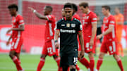 ‘Vai ser muito difícil alguém na Alemanha torcer para o Bayern de Munique’, diz lateral brasileiro do Bayer Leverkusen.  