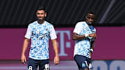 Sanson et Sarr sont incertains face au PSG