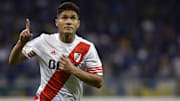 Teófilo Gutierrez jugando en el millonario