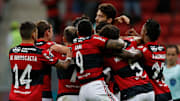 Club Olimpia e Flamengo entram em campo pelas quartas de final da Libertadores. 