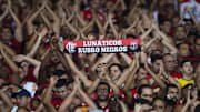 Flamengo pleiteia direito de contar com público nos estádios