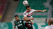 Dos problemas no departamento médico aos erros de comando de Crespo: os cinco vilões da eliminação do São Paulo na Libertadores.