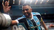 Maicon está entre os jogadores mais importantes do século no Tricolor