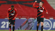 Furacão estreou no Brasileirão com vitória e espera conseguir mais três pontos. 