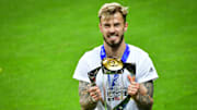 Niklas Dorsch mit der verdienten Europameister-Trophäe