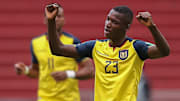 Moises Caicedo est proche de rejoindre Manchester United. 