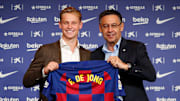 El ex presidente del Barcelona sugirió a De Jong fichar por el City.