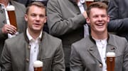 Nübel sitzt am Abend gegen den BVB auf der Bayern-Bank