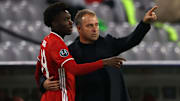 Auf Alphonso Davies muss Hansi Flick vorerst verzichten (v.l.)