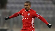 Douglas Costa 