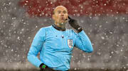 Mateu Lahoz se ha lasionado