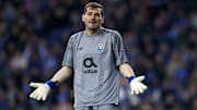 FC Porto v AS Roma - UEFA Champions League Round of 16: Second Leg