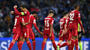 Liverpool tentera de conserver sa place de leader de la Premier League.