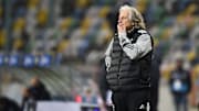Com Jorge Jesus à beira do campo, o Benfica vai tentar superar o Barcelona na Champions League. 