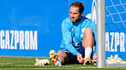Ralf Fährmann musste sich zuletzt im Training beweisen