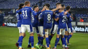 Schalke gewinnt zum ersten Mal seit 30 Spielen.