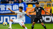 Diego Lainez enfrentando a Take Kubo en el Mundial Sub-17 de Polonia 2019