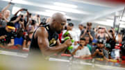 A pesar de haberse retirado en 2017 Mayweather se ha tomado muy en serio su régimen de ejercicios