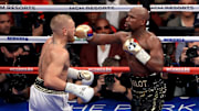 Conor McGregor durante la pelea con Floyd