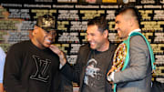 De la Hoya quiere que su mejor peleador se mida al mejor boxeador que tiene Mayweather