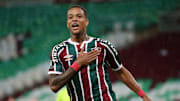 Fluminense venceu o Santa Fe por 2 a 1, de virada
