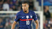 A Kylian Mbappé le están empezando a caer las críticas