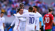 La France s'est imposée face à la Bulgarie (2-0).