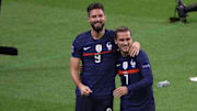 Griezmann et Giroud pourraient profiter du remaniement tactique de Deschamps
