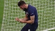 Olivier Giroud a inscrit un doublé contre la Suède ce mardi soir