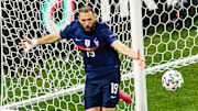 Benzema reçoit les louanges de José Mourinho